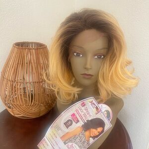Stylish Ombre Lace Wig with Blonde Highlights